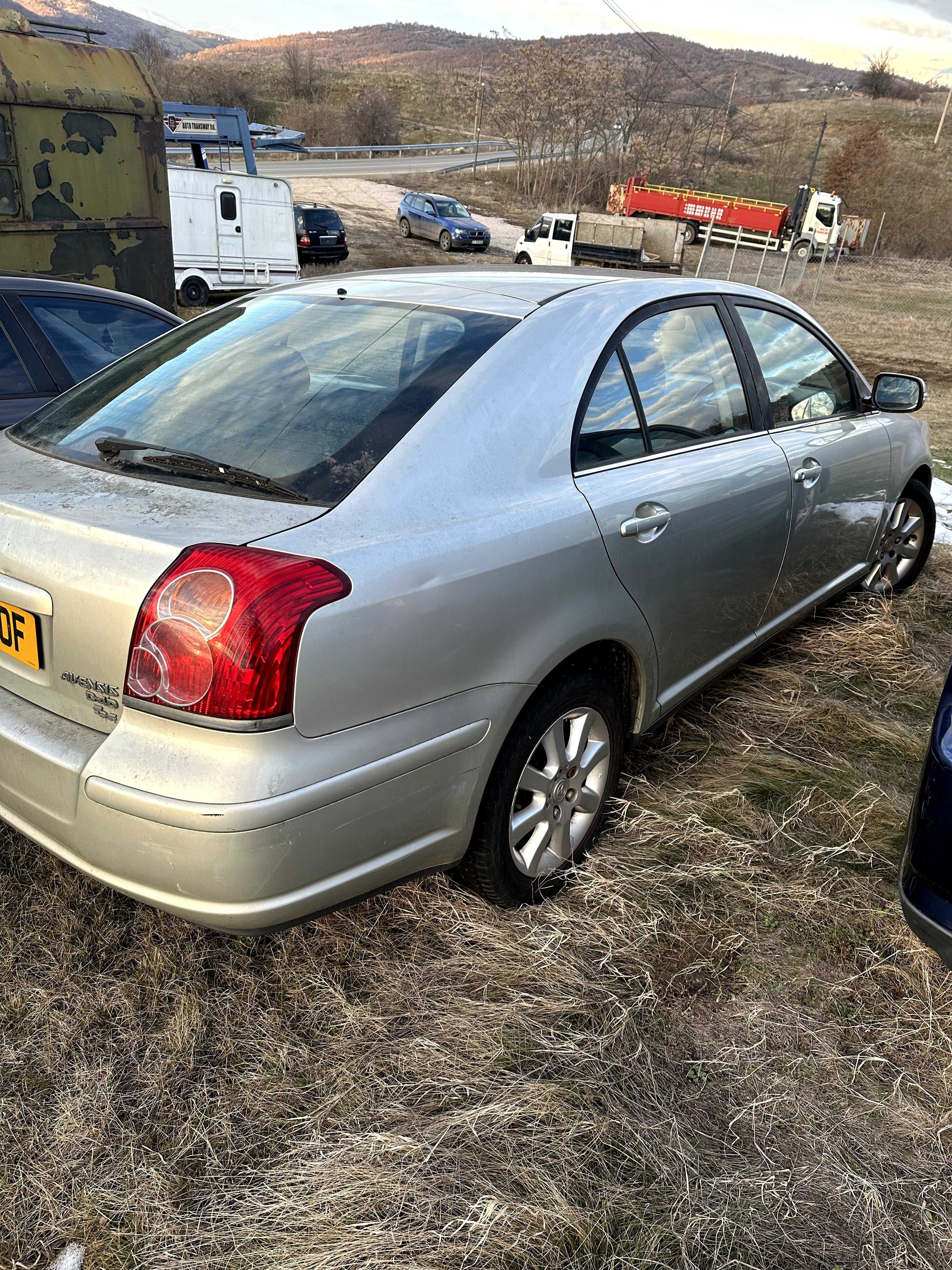 Toyota Avensis 2.2 2006 diesel за части