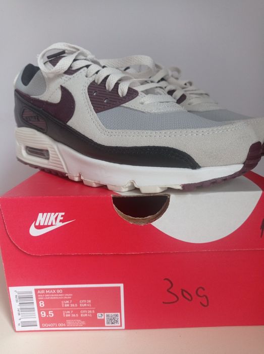 Nike Air Max 90.