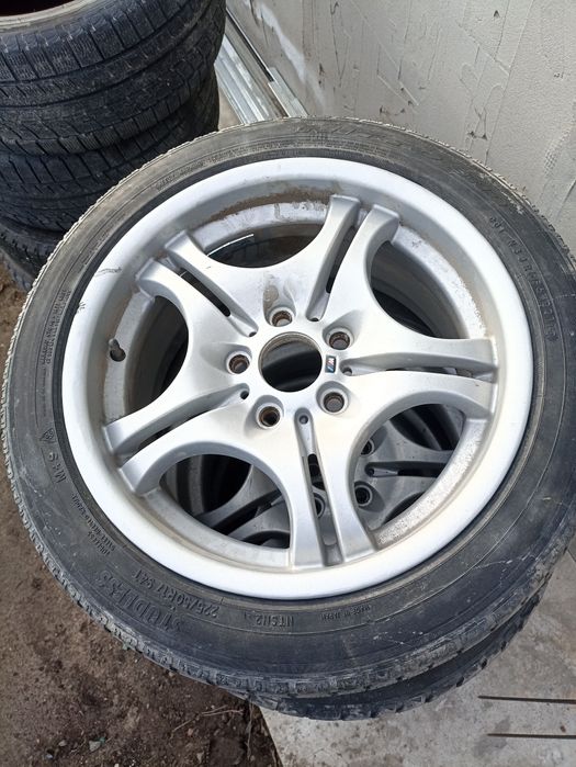 Продам резину с дисками БМВ BMW
