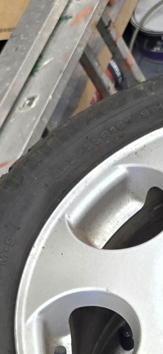 Anvelope iarnă cu jante Audi 16"