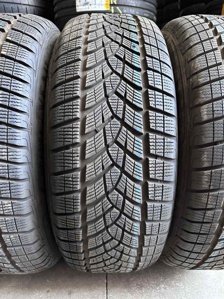 235/55/19 GOODYEAR 4бр