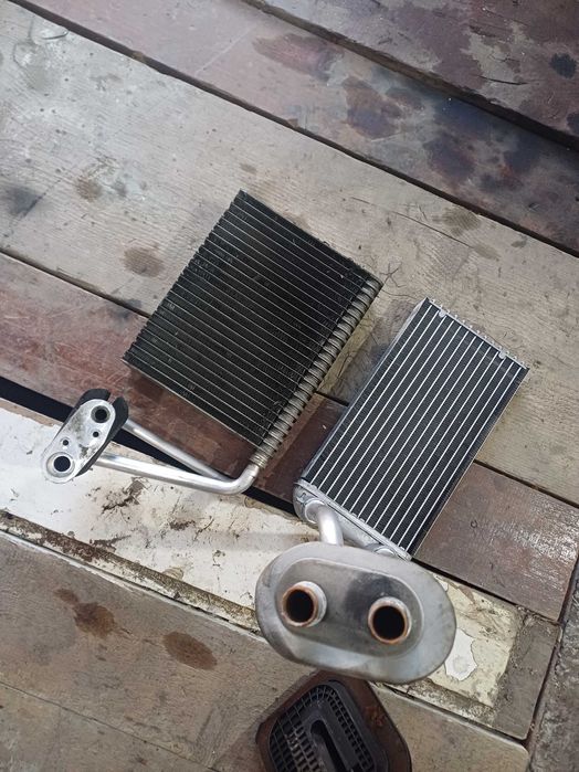 Опел виваро  на части