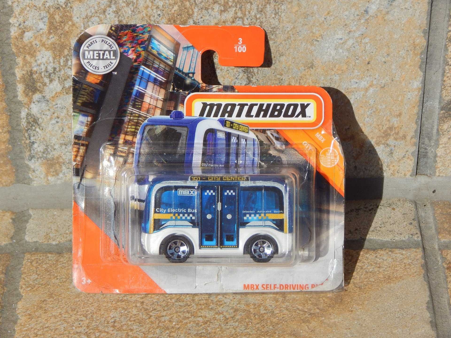 Macheta autobuz electric autonom Self Driving Bus Matchbox cu ambalaj