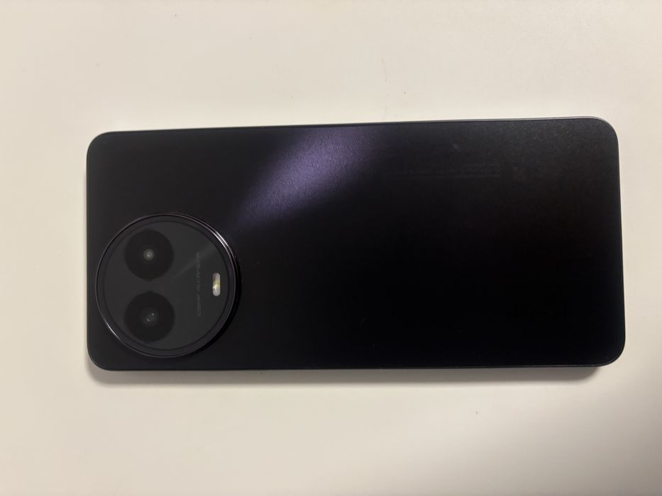 Realme 11 5G/256GB НОВ!