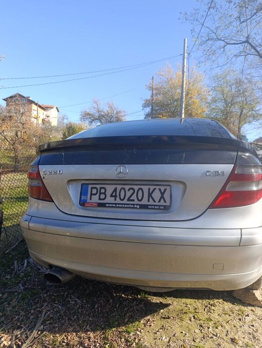 Mercedes-Benz C220d