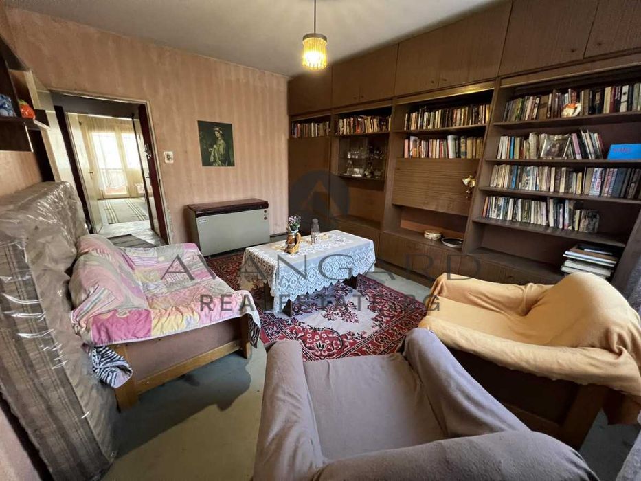 Продава се Тристаен апартамент в Пловдив, Кючук Париж - 88 кв.м за 1391 €/кв.м - Снимка #1