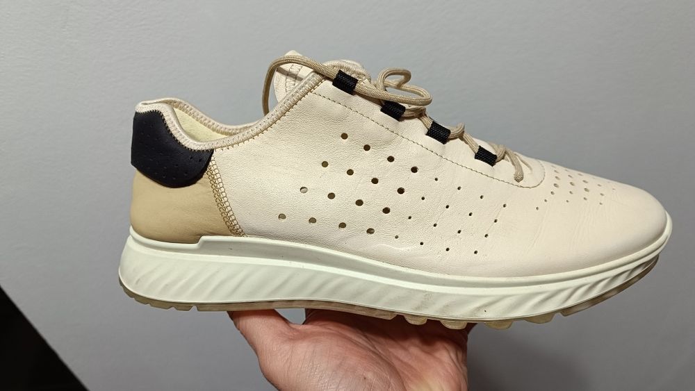 ECCO st1 piele noi 45 preț 165 ron