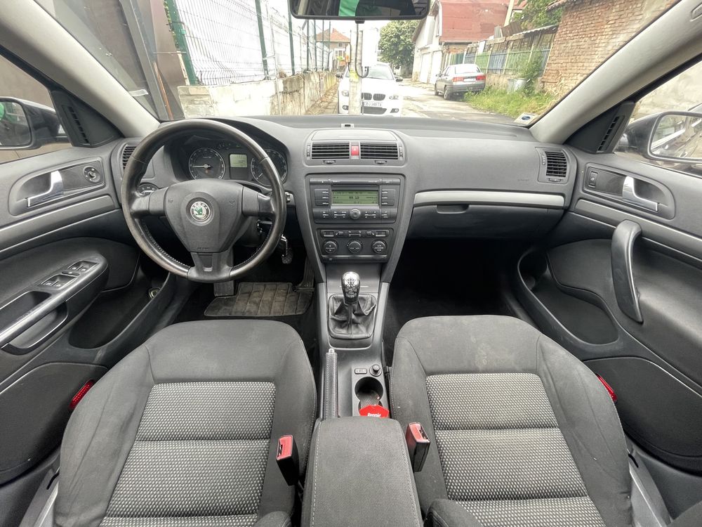 Skoda Octavia 2 на части