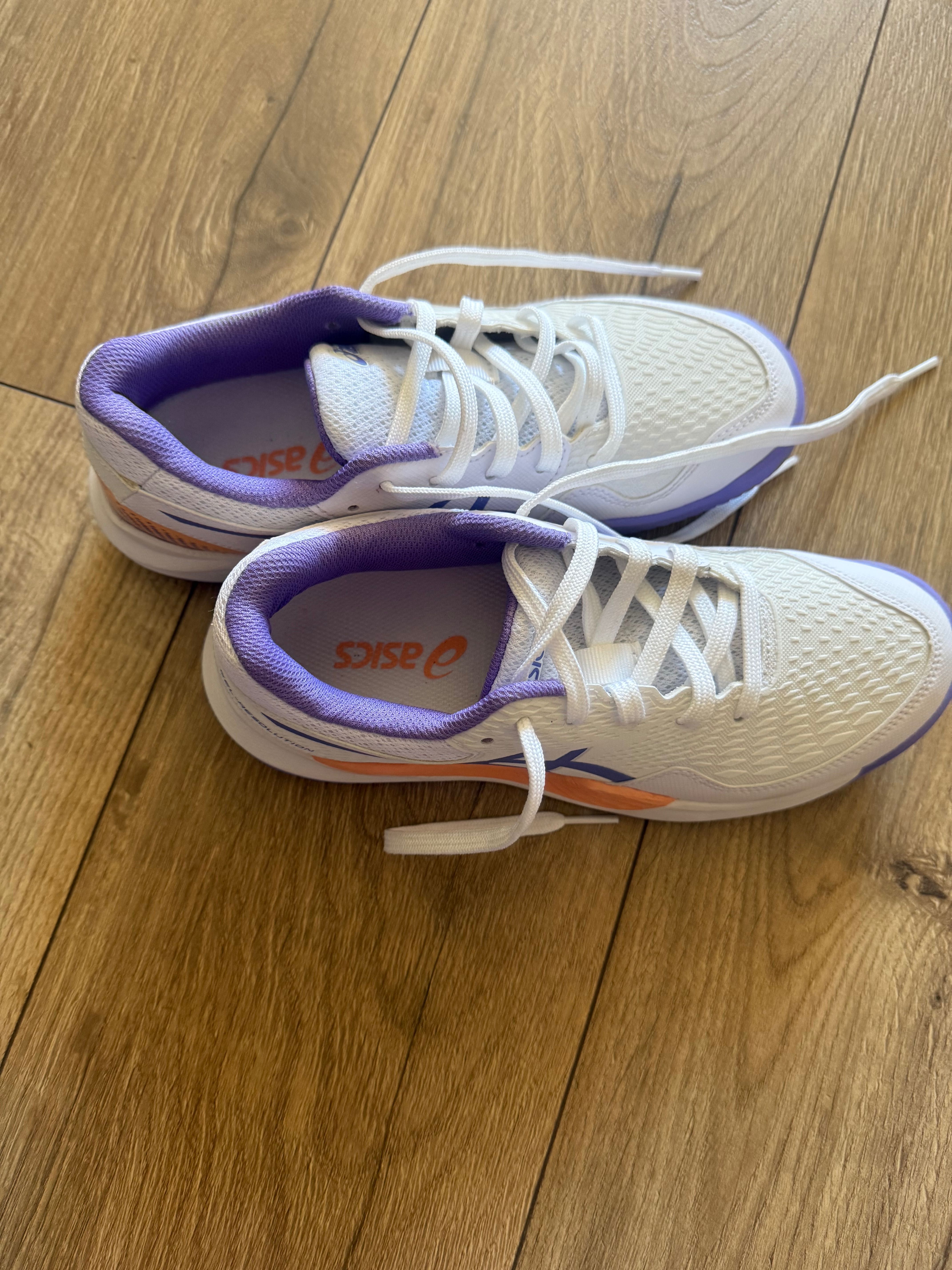 Маратонки за момиче  asics