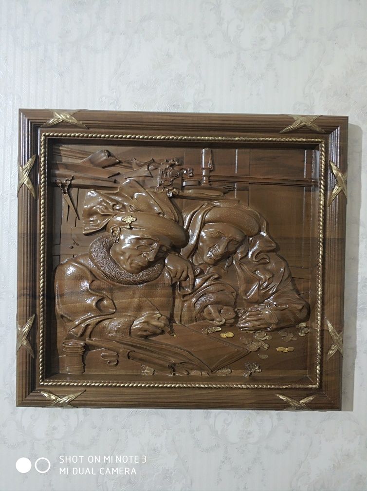 Несколько видов Пано  из ореха .