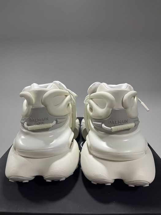 Balmain Unicorn Triple White