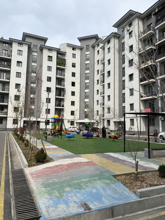 Продаётся квартира 5-комната в Тузел-1 Дока Хлеб. 132м²