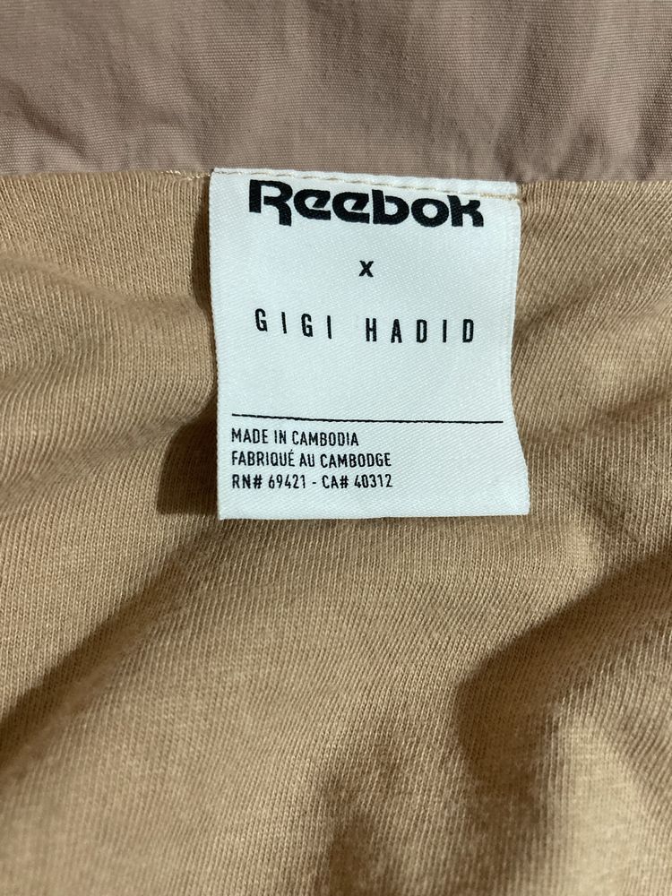 Reebok Classic - Яке x Gigi Hadid