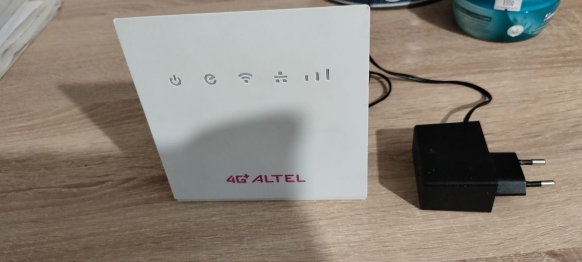 Алтель Роутер 4  G