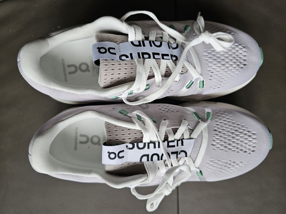 Adidași on Cloudsurfer noi numărul 39.si 40