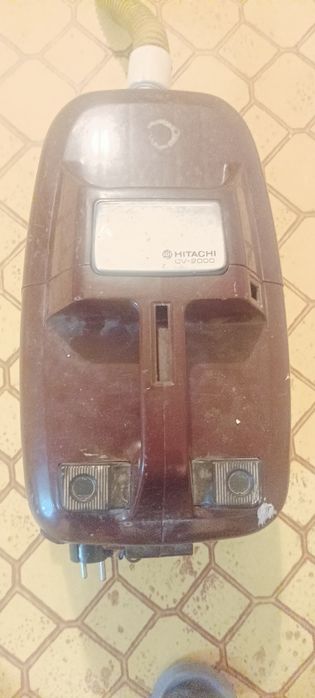 Прахосмукачка Хитачи