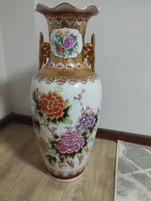 Ваза китайская .70 см
