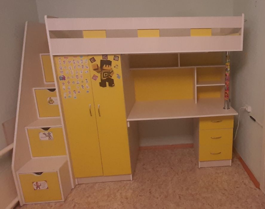 Продам детскую горку б/у