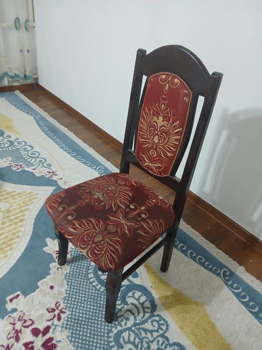 Залға арналған стол бар