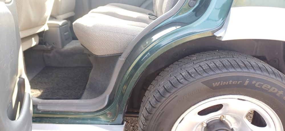 Vand Suzuki Grand Vitara 2.0 benzina ,Automata
