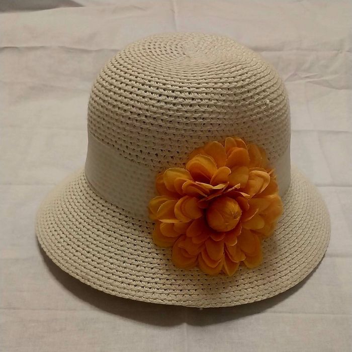 Shlyapa qizlar uchun