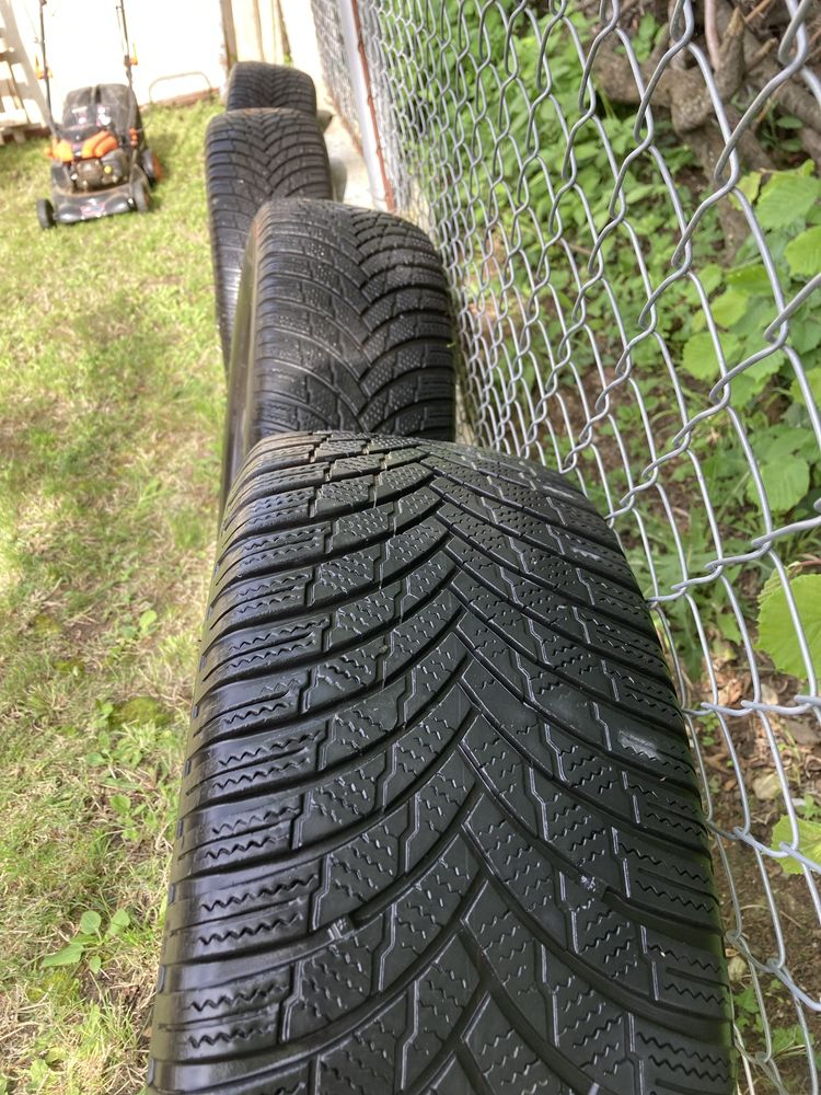 Firestone 225/60/18 4бр зимни гуми SUV