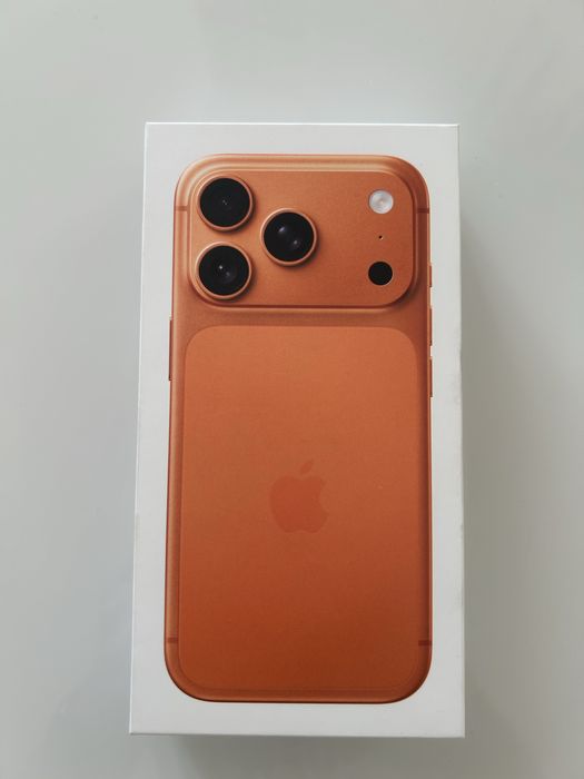 iPhone 17 Pro 256Gb Cosmic Orange eSIM