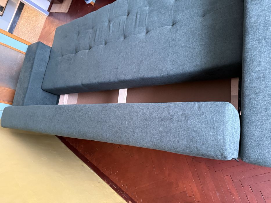 разтегателен диван