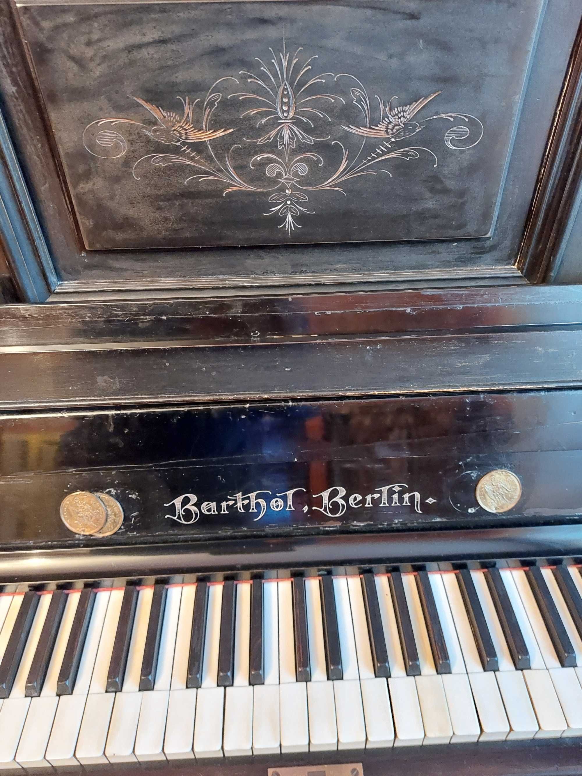 Pianina Barthot Berlin