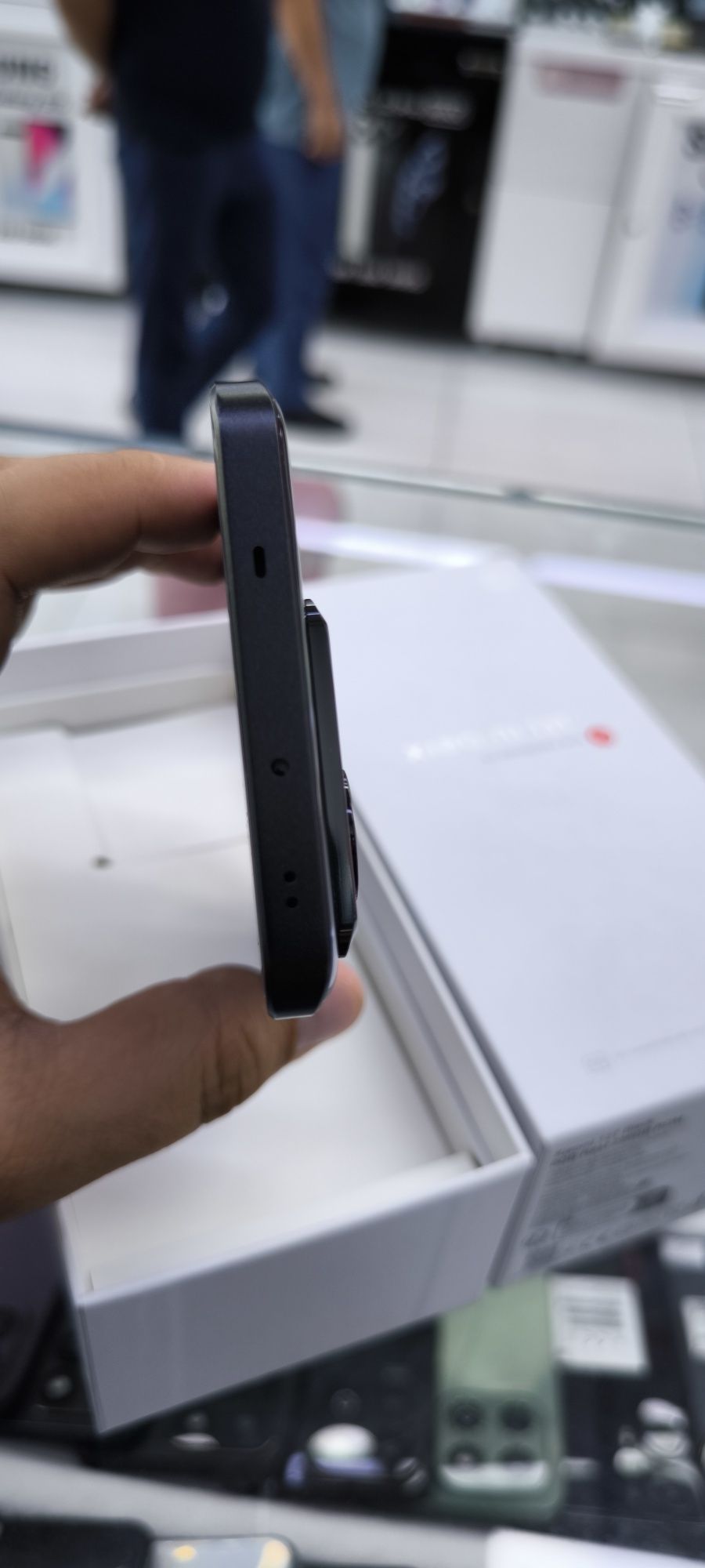 xiaomi 13 T 8/256 qora yangi