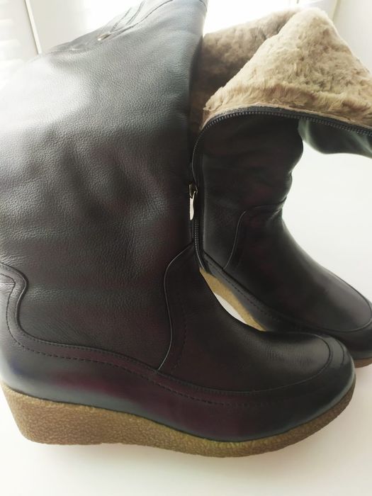 Продам сапоги новые !