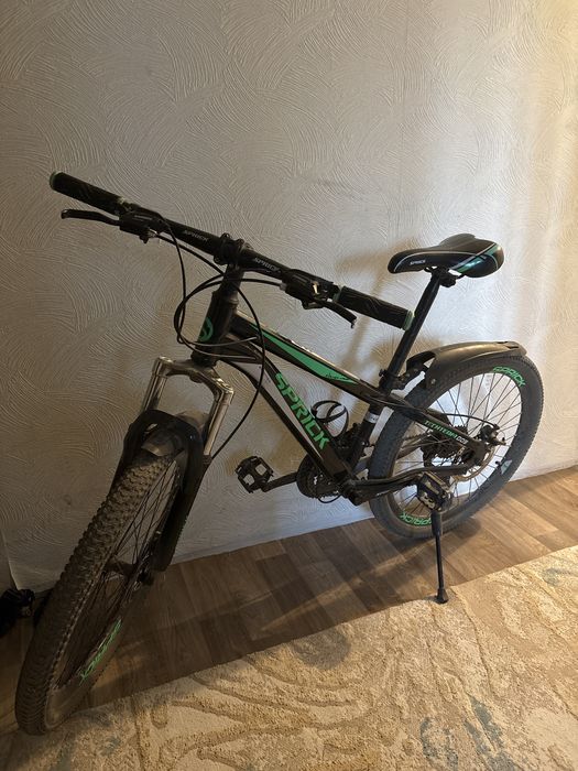 Продаю зеленый спортивный велосипед
