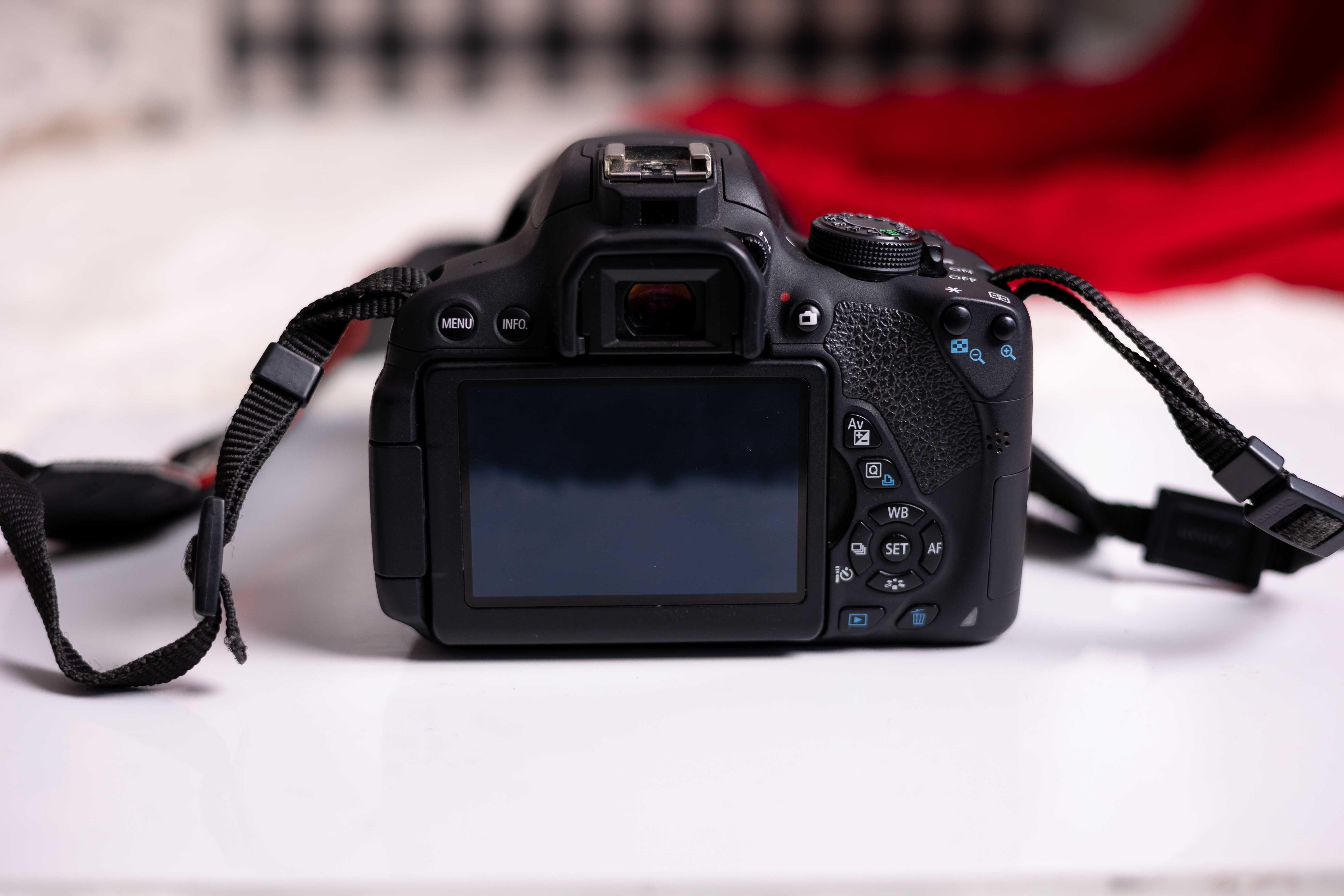 Canon 700 D и обектив Sigma 18-35mm f/1.8 DC HSM Art за Canon