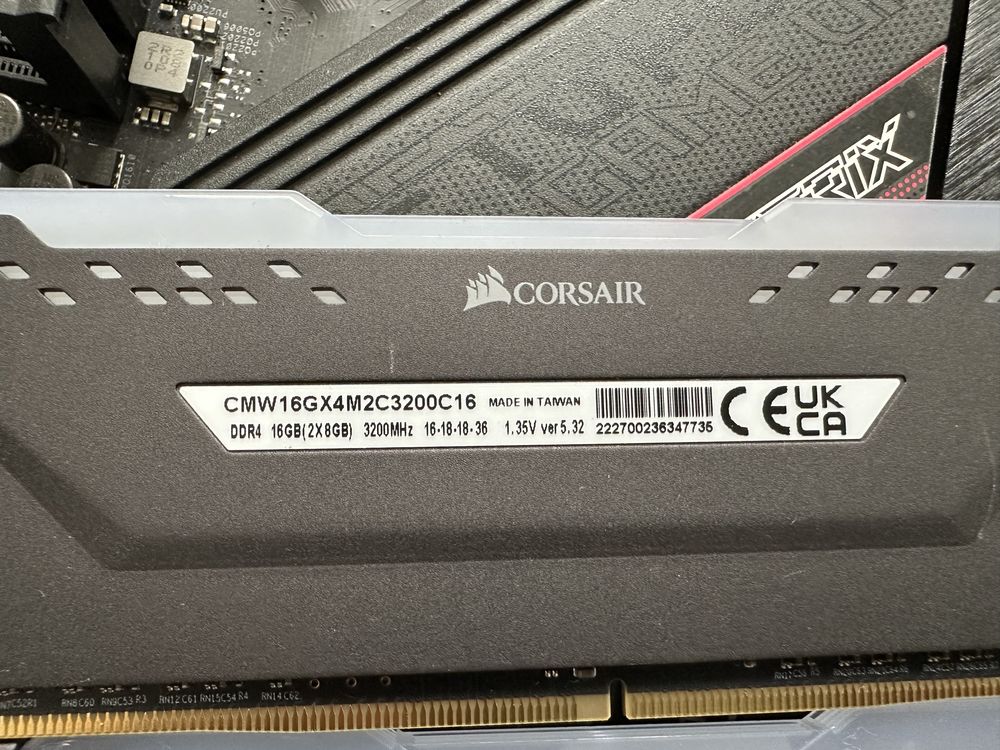 Asus ROG STRIX B550-F gaming,RAM cmw16gx4m2c3200c16,amd ryzen  5 1600