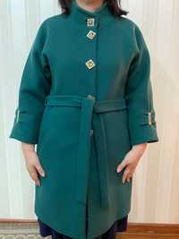 Пальто женское цвет зеленый