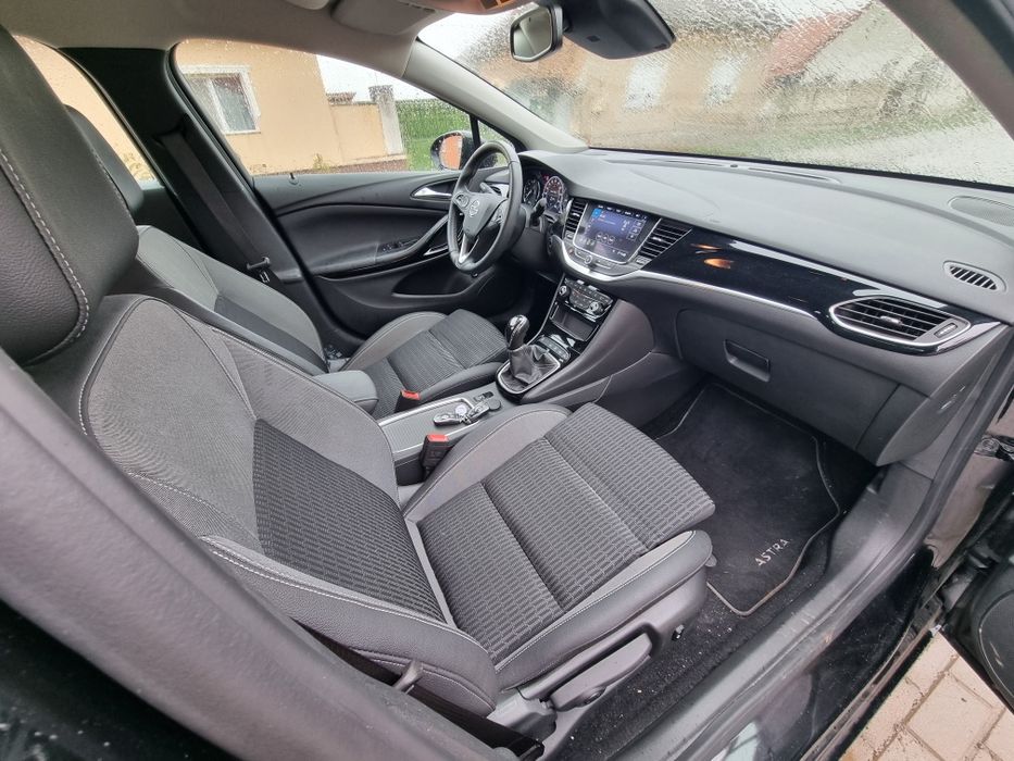 Opel astra k 1.5 d 122 cp  54000 km bi xenon led matrix Nav