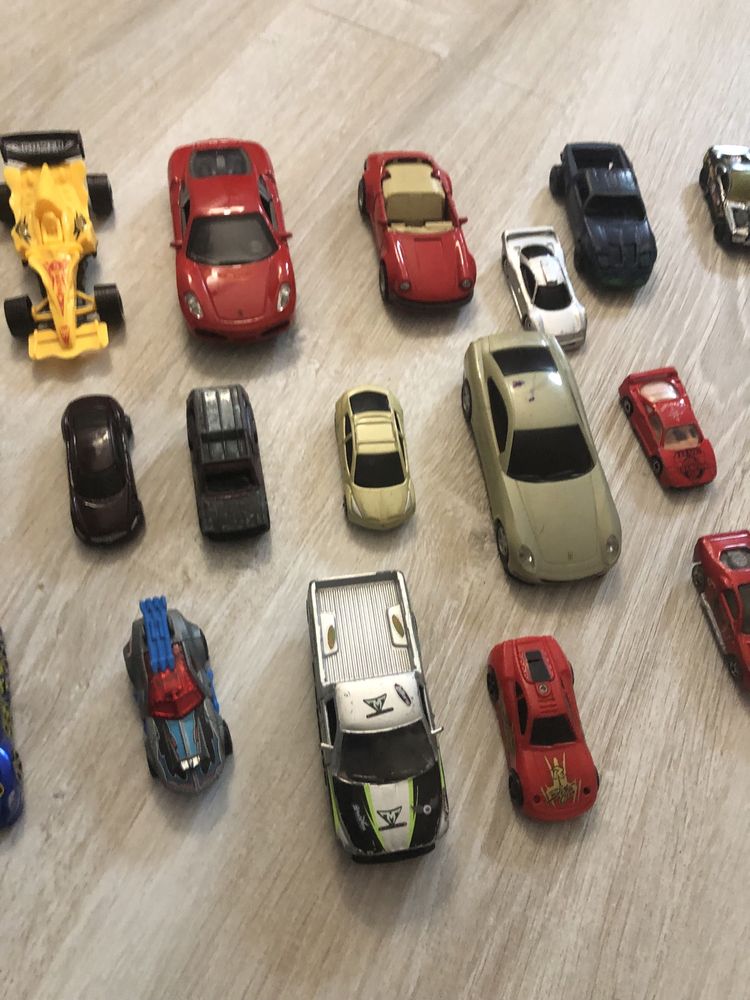 детски колички (hotwheels,)