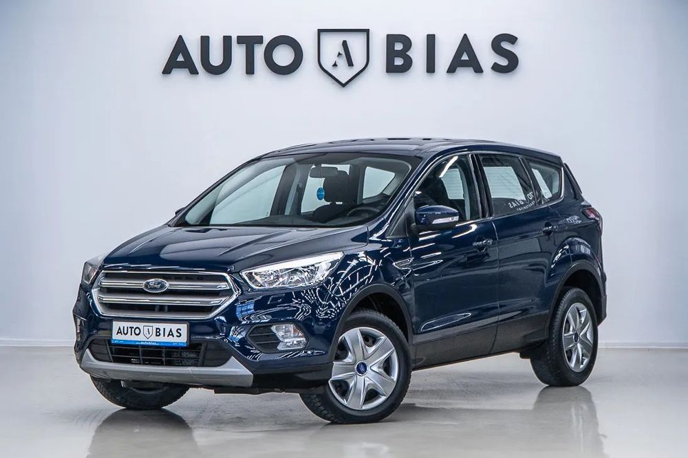 Ford Kuga LED/Titanium/Lane assist/Led/Navi/Camera/Leasing - Rate FARA AVANS