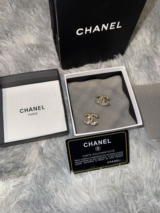 Cercei Chanel Full Box