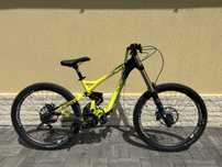 Commencal V3 Supreme 2016 marime L + casca POC CORTEX Flow fiber glass