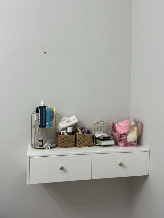 Туалетный столик зеркало новый!!