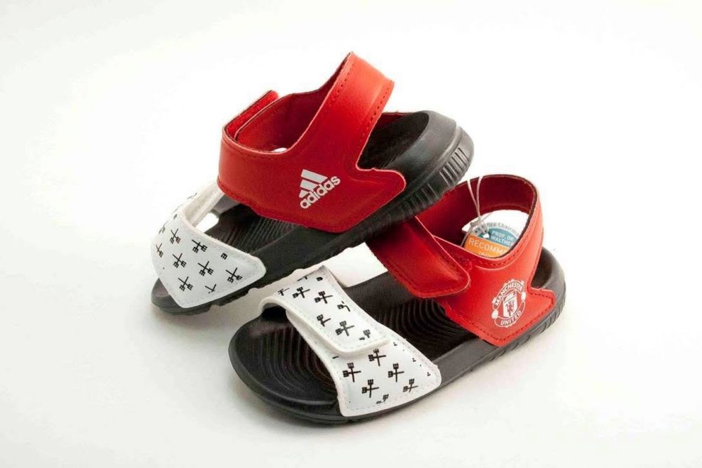 Детски сандали Adidas Manchester United