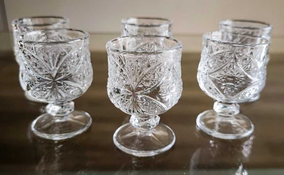 Сервиз малки кристални чаши за ракия