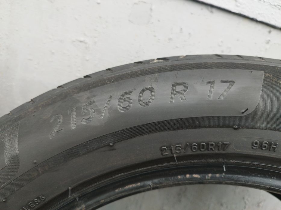 2бр летни 215/60/70 Мишелин