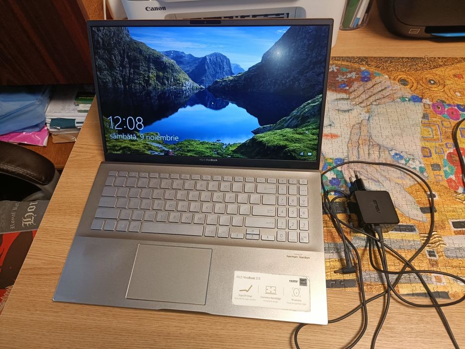 Laptop asus Vivobook S15