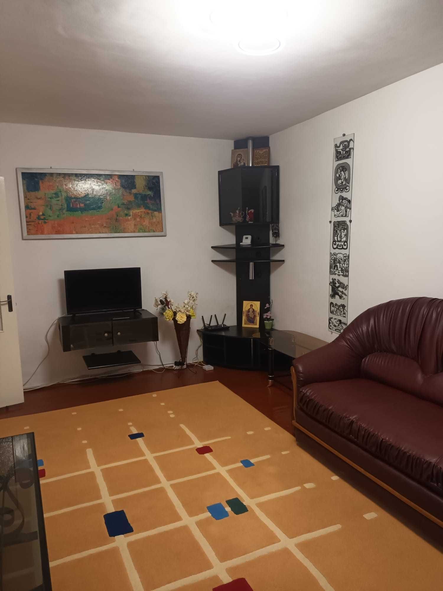Agentie inchiriem apartament 2 camere B-dul. 1 Mai-Sara,etj.1,Centrala