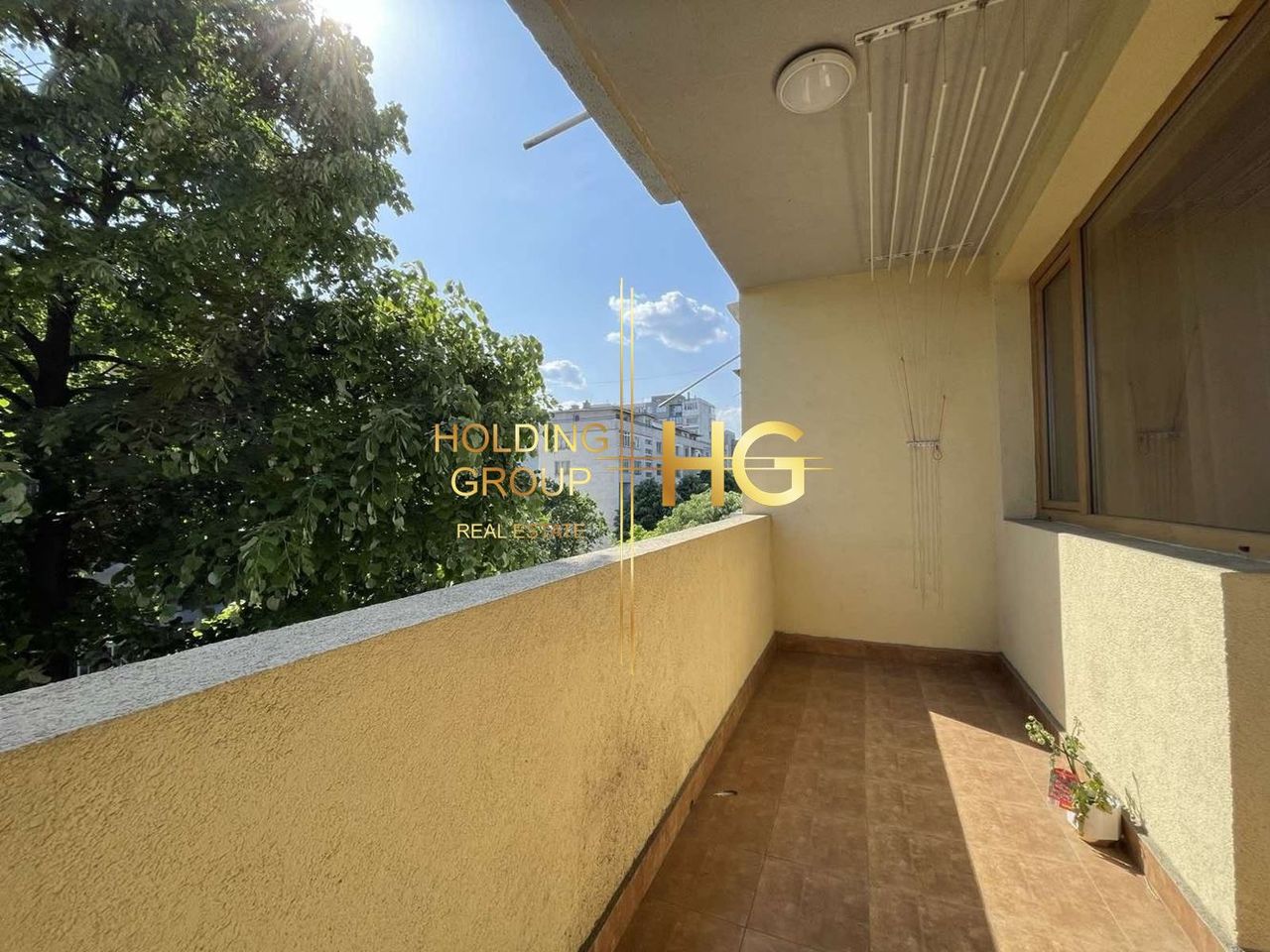 Продава се Тристаен апартамент в Варна, Окръжна болница - 91 кв.м за 3627 €/кв.м - Снимка #9