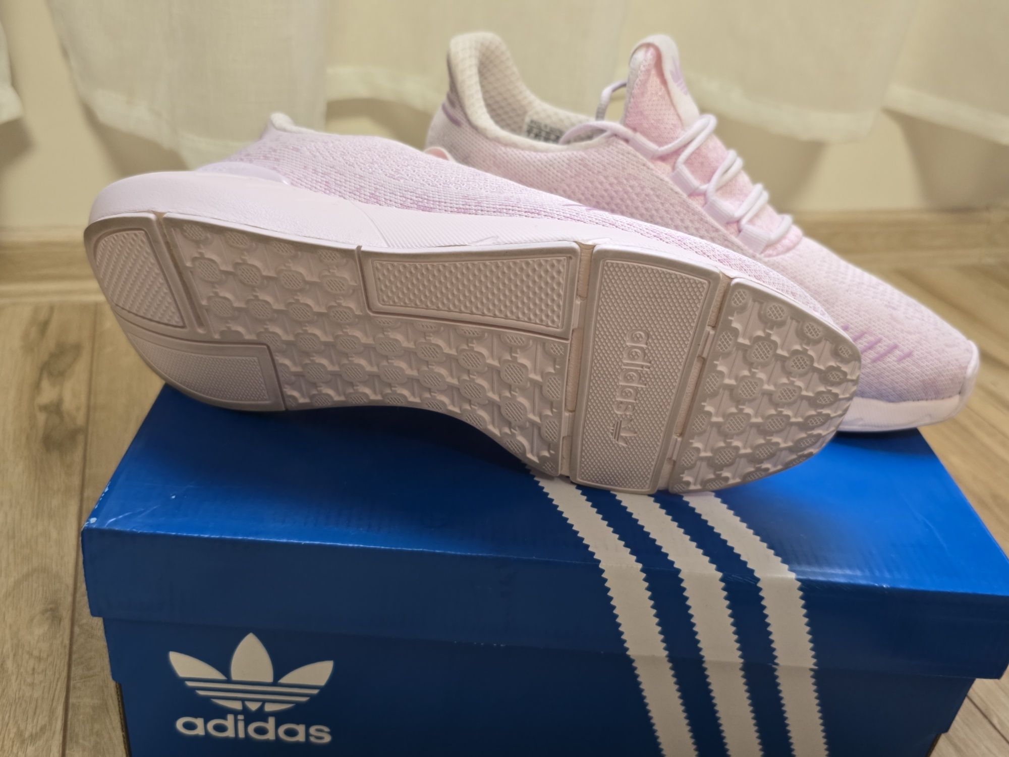 Adidas Swift Run 22