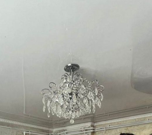 Люстра очень красивая