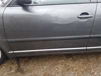 Usa / Portiera Stanga Fata Skoda Superb 1 2002 - 2008 Cod Culoare: 9152